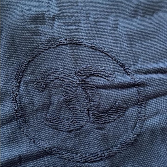 NIB Chanel face towel - Picture 2 of 5